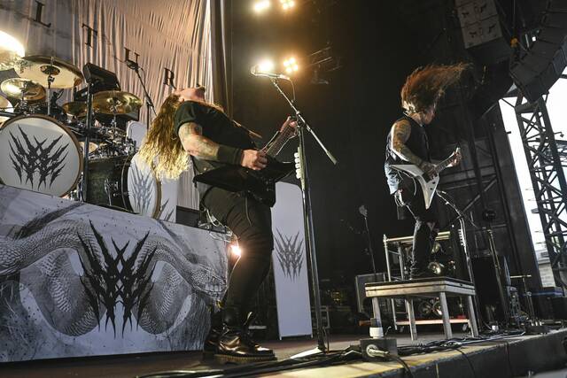 7609465_web1_ptr-Slipknot006-080824