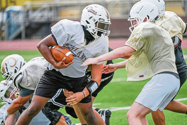 With drop to Class 3A, Highlands prepares for playoff push