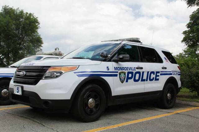 7612549_web1_monroeville-police-car
