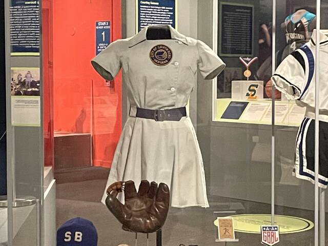 7617951_web1_ptr-aleagueoftheirownuniform