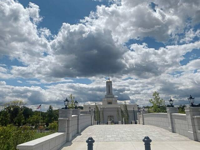 7621496_web1_ptr-pittsburghtemple-bridge
