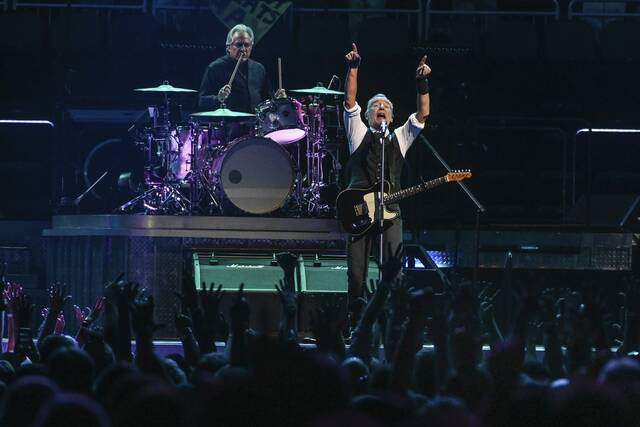7640204_web1_ptr-BruceSpringsteen006-081624
