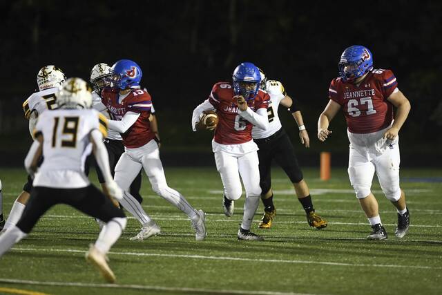 Westmoreland County high school football notebook: Small schools make best of bare-bones rosters