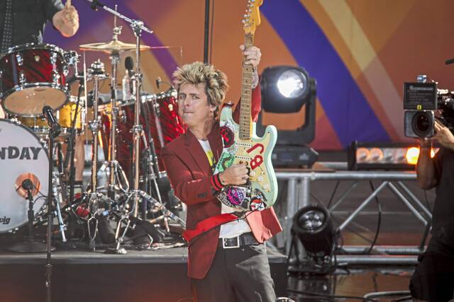 7652632_web1_ptr-GreenDay-090124