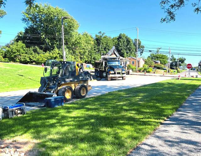 7659214_web1_naj-mccandlessroadwork-082924-1