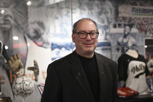 Trib HSSN celebrates 25th anniversary of broadcasting high school football<span class="headline-video">Video <i class="fa-solid fa-circle-play"></i></span>