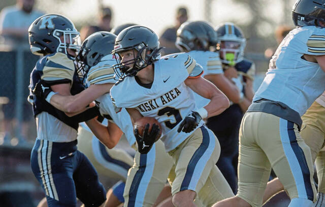 Landon Kucic runs for 4 TDs as Kiski Area dominates Knoch in opener
