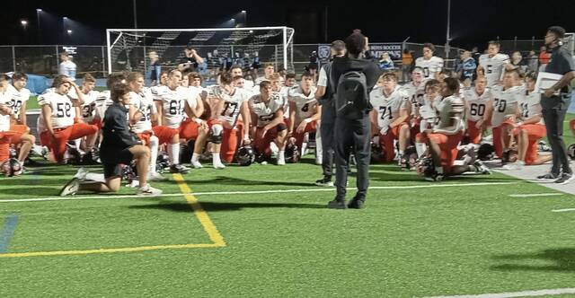 Bethel Park opens season with breezy win vs. Seneca Valley