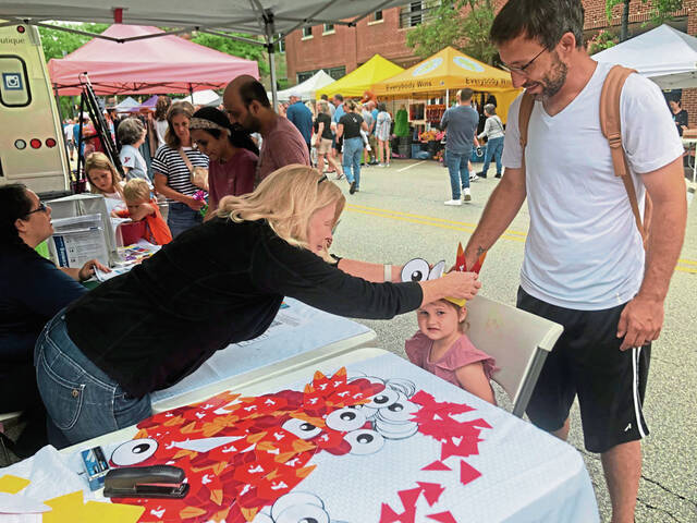 7672307_web1_SEW-HarvestFestival4-092123