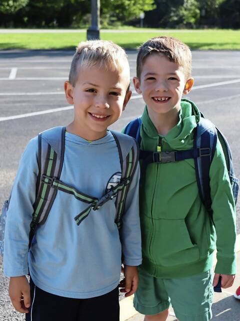 7674977_web1_pcj-schoolfirstday-090524-4