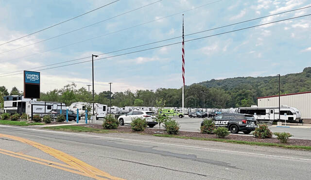 7677025_web1_vnd-campingsworld1-082824