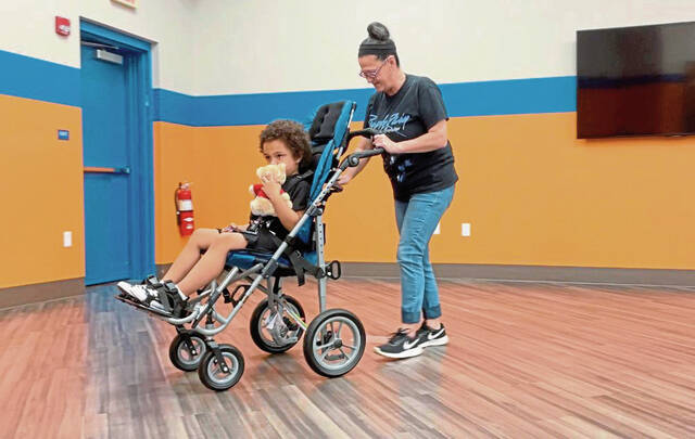 7677110_web1_gtr-AdaptiveStrollers05-083124