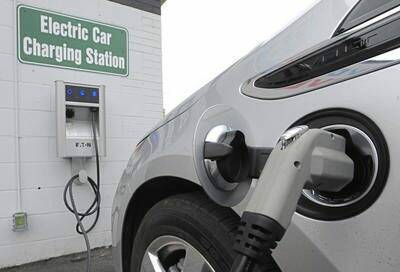 7677994_web1_electric-vehicle