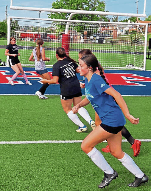 Jeannette girls soccer players determined to keep season going despite low numbers