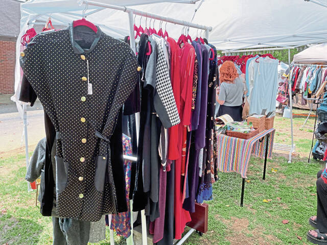 7683389_web1_gtr-VintageMarket04-090224