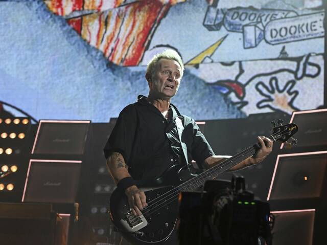 7691016_web1_ptr-GreenDay11-090224