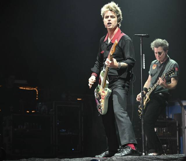 7691016_web1_ptr-GreenDay14-090224