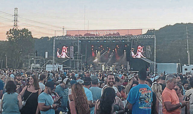 7693835_web1_vnd-coleswindell3-090524