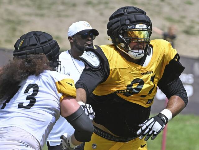 7696864_web1_ptr-Steelers09-081324