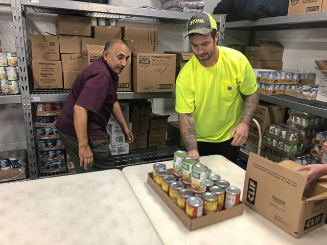 7698176_web1_SEW-FoodPantry4-091224