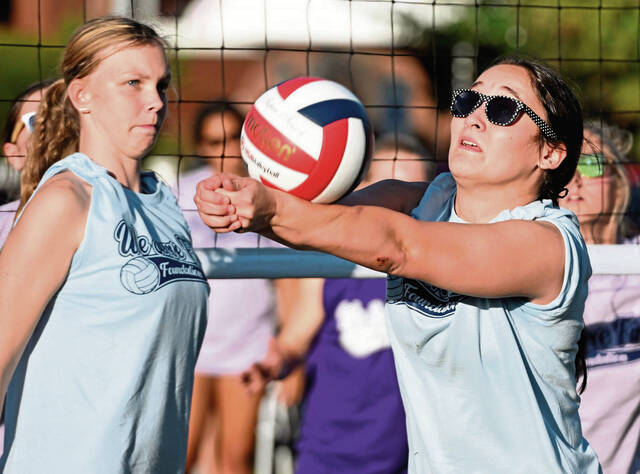 Norwin girls volleyball working to make strides
