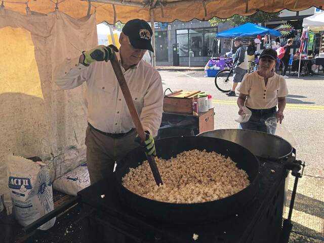 7715860_web1_HER-SewickleyFestival7-091924