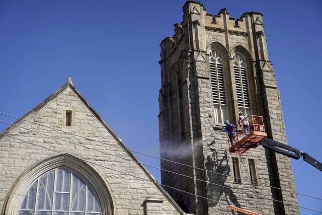 7725033_web1_WEP-churchwash