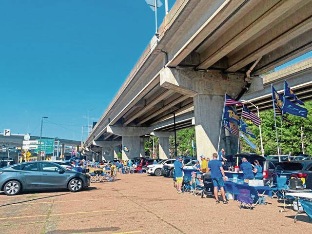 7730235_web1_PTR-Tailgate-4