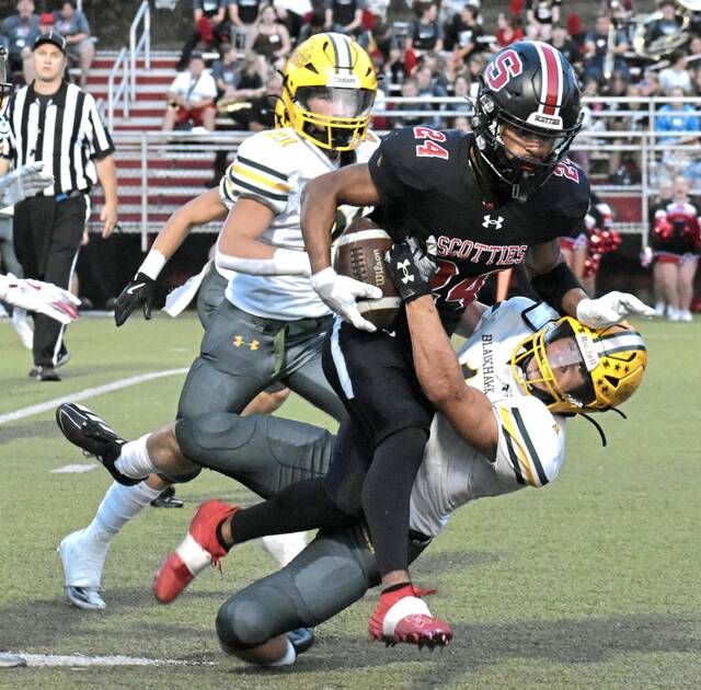 Big plays help push Blackhawk past Southmoreland