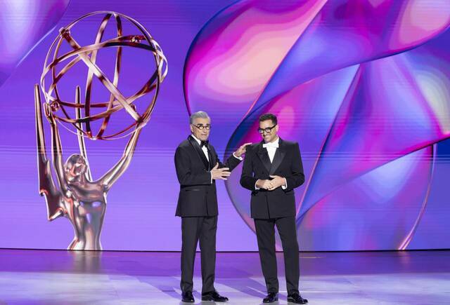 7737858_web1_7737144_web1_ptr-TVTalk-09162024-DanAndEugeneLevy-Emmys