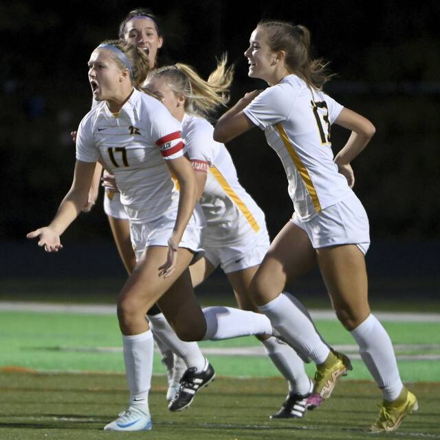 Thomas Jefferson girls soccer uses challenging nonsection slate to prepare for playoff run
