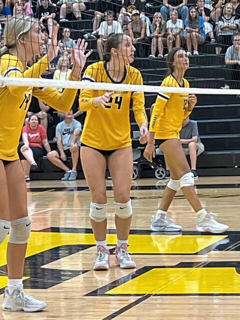 Despite roster turnover, Thomas Jefferson girls volleyball looks to maintain winning tradition