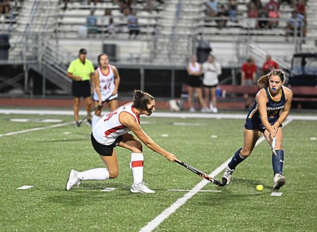 Timely offense, stingy goalkeeping boost Fox Chapel field hockey