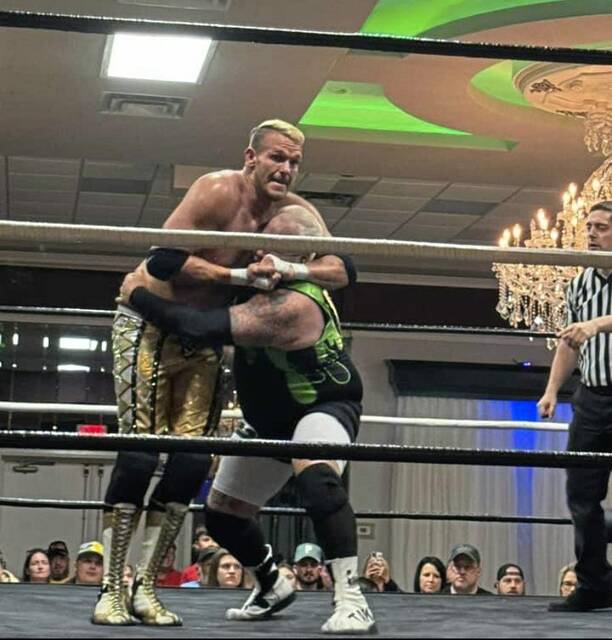 7751543_web1_GTR-GreensburgWrestling-092024