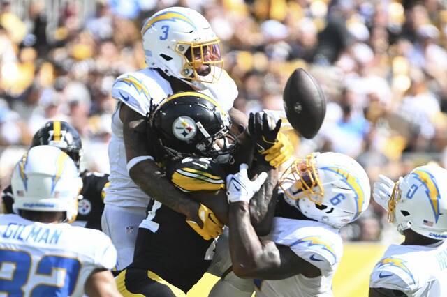 7759397_web1_ptr-SteelersChargers14-092324
