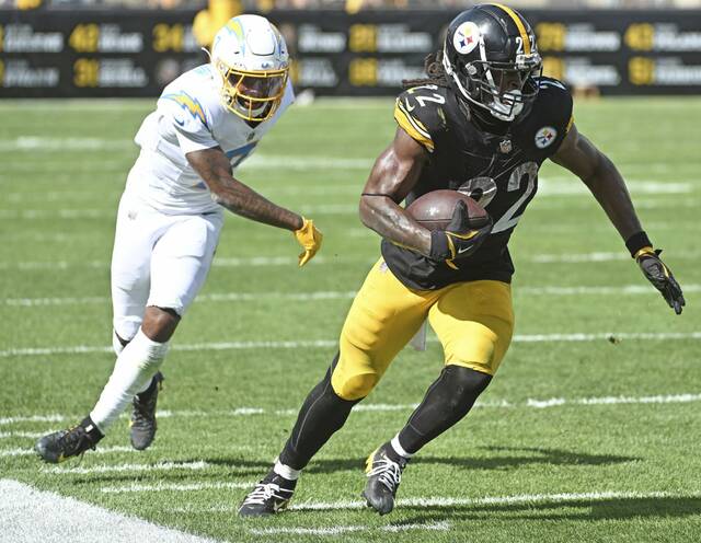 7759397_web1_ptr-SteelersChargers20-092324