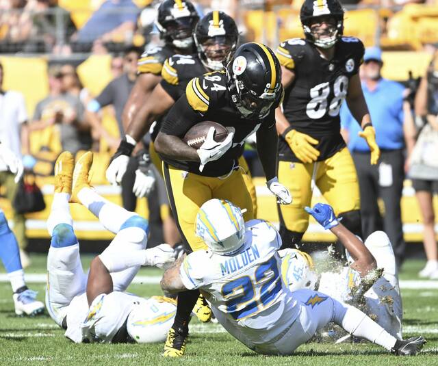 7759397_web1_ptr-SteelersChargers30-092324