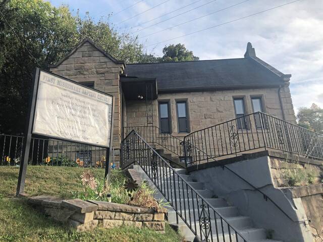 7769711_web1_SEW-BaptistChurch135th3-100324