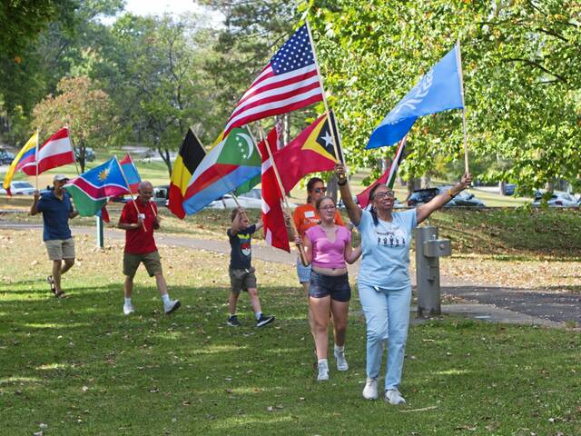 7771577_web1_naj-dayofpeace-100324-11