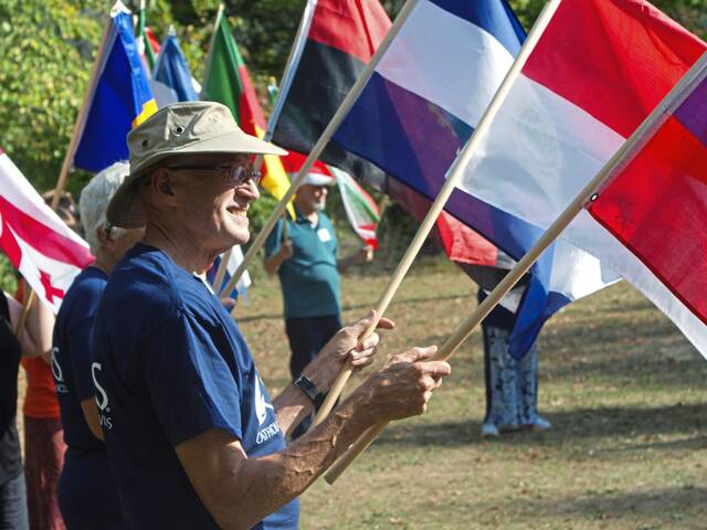 7771577_web1_naj-dayofpeace-100324-16