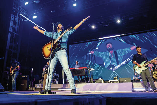 7777423_web1_ptr-LukeBryan6-092924