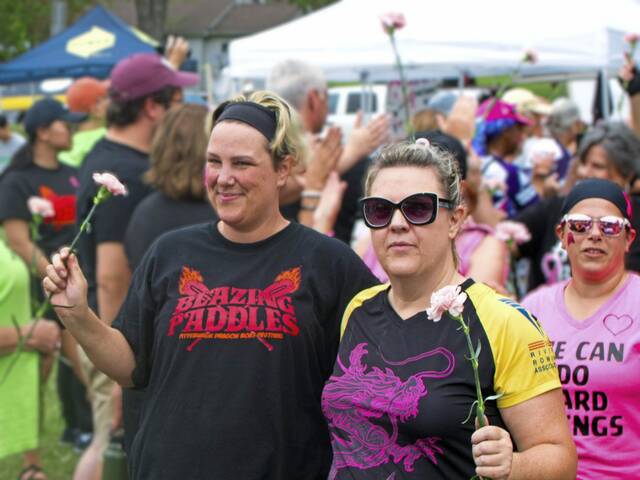 7785758_web1_naj-dragonboat-101024-15