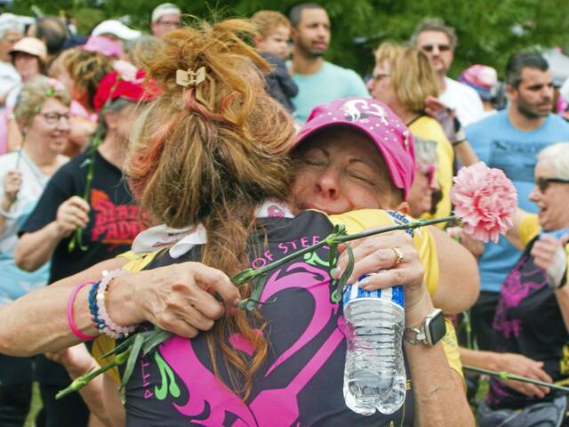 7785758_web1_naj-dragonboat-101024-3