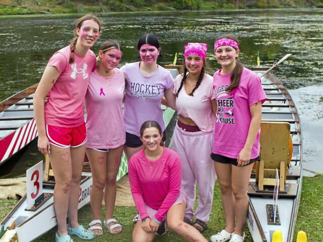 7785758_web1_naj-dragonboat-101024-9