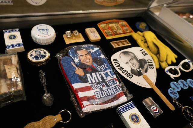 7767613_web1_wep-presidentcollect1-100624