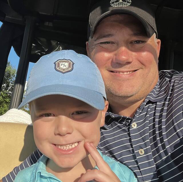 7785394_web1_her-golfer-101724-7