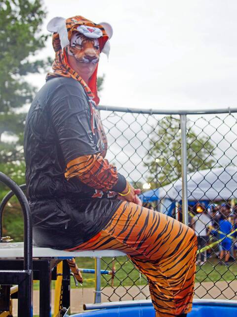 7791802_web1_hj-talbottailgate-103124-3