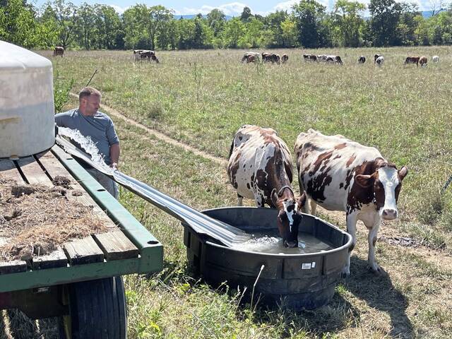 7794236_web1_gtr-ConserveFarmer2-100424