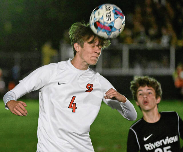 Springdale girls, boys sweep soccer doubleheader from rival Riverview