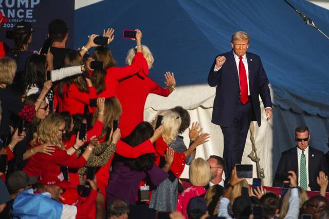 7797997_web1_ptr-TrumpButler210-100524